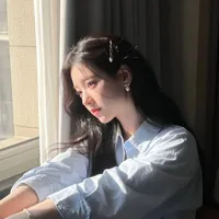 ​Hạ Châu Anh
