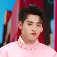 Hùng Huỳnh