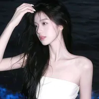 Hoàng Khánh Chi(mẹ na9)