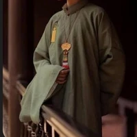 Ông Hoàng ( bố ĐD )