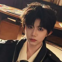 Trần Dịch Hằng(Hắn)