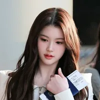 Roh Yu-na (A-na)