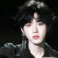 Tống Á Hiên