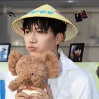 Anh tú