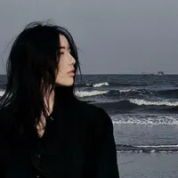 Trần Thảo Linh-chị
