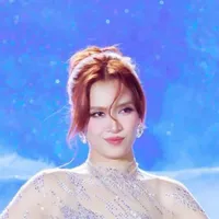 Ái Phương ( ba nàng )