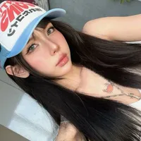 chị Hiền