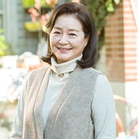 Trần Thị Lan_mẹ cậu