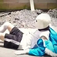 Sans dép hòngg 💗