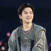 Min Yoongi - Suga ⁹³  ❛𝙗𝙩𝙨❜
