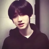 Tả Kỳ Hàm_hắn