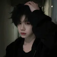 Trần Dịch Hằng- gã
