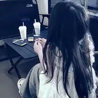 Tả Mỹ Oanh