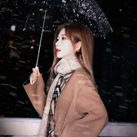 TRỊNH ĐAN NY (NY)