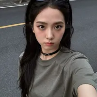Kim Jisoo [Chị]