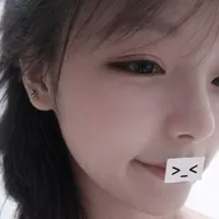 Thảo Nguyên[lớp trưởng]