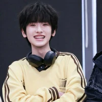 Tả Kỳ Hàm_cậu