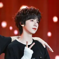Hạ Tuấn Lâm