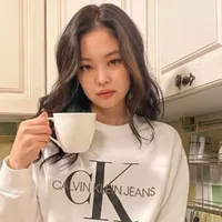 Kim Jennie - em