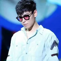 Choi Seung Huyn (Hắn)