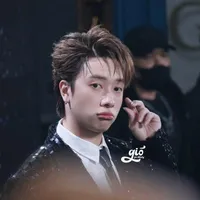 phong hào(NICKY)