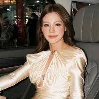 Bùi Lan Hương-mẹ cô