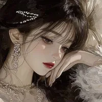 (Nữ chính)Hoàng Phương Cẩn Nguyệt Linh