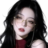 (Em gái) Hoàng Ngọc Tường Uyên
