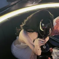 Tuyết An-mẹ hùng