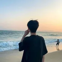 Nguyễn Thiên Phúc ( em Anh )