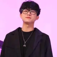 Nguyễn Quốc Hận - song trùng
