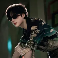 Triển Hiên_Anh