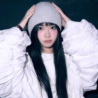 Nguyễn Lê Ngọc Ánh Sáng:Ánh sáng aza