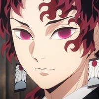 tsugikuni yoriichi(yori là mặt ☀️ nhỏ)