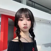 Nguyễn Lê Ngọc Ánh Sáng(Ánh Sáng Aza)