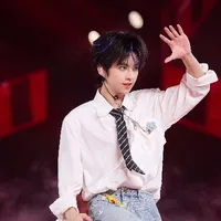 Dương Hàm Bác