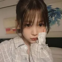 Kim Ye-on[ em ]