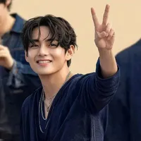 Kim Tae-hyung (V)
