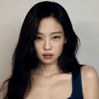 Kim Jennie - Em