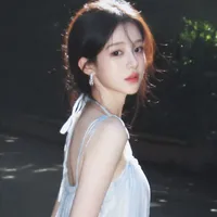 Đinh Nguyễn Huyền Trang