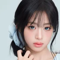 Jung Ahyeon [ Em ]
