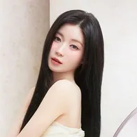 Enami Asa  [ Nàng ]