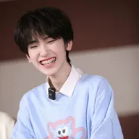 Tả Kì Hàm_em