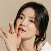 ( mẹ nu9)Hồ Trân Trân