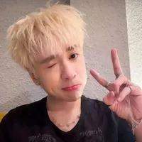 Lê Quang Hùng-Cậu.