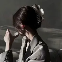 Ngọc Quyên - Giáo Viên 
