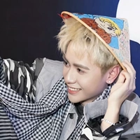 em hùng