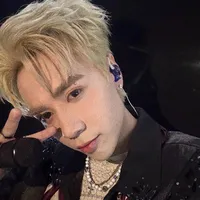 DuongHung_Shadow