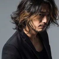 Jin Takayama 