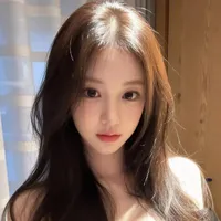 Tạ Khả Doanh - em chồng